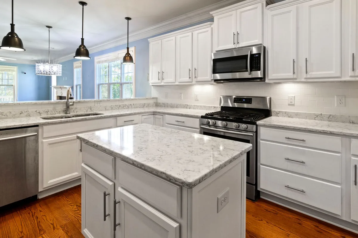 Filth & Squalor Cleanup in Crest View Heights, NY
